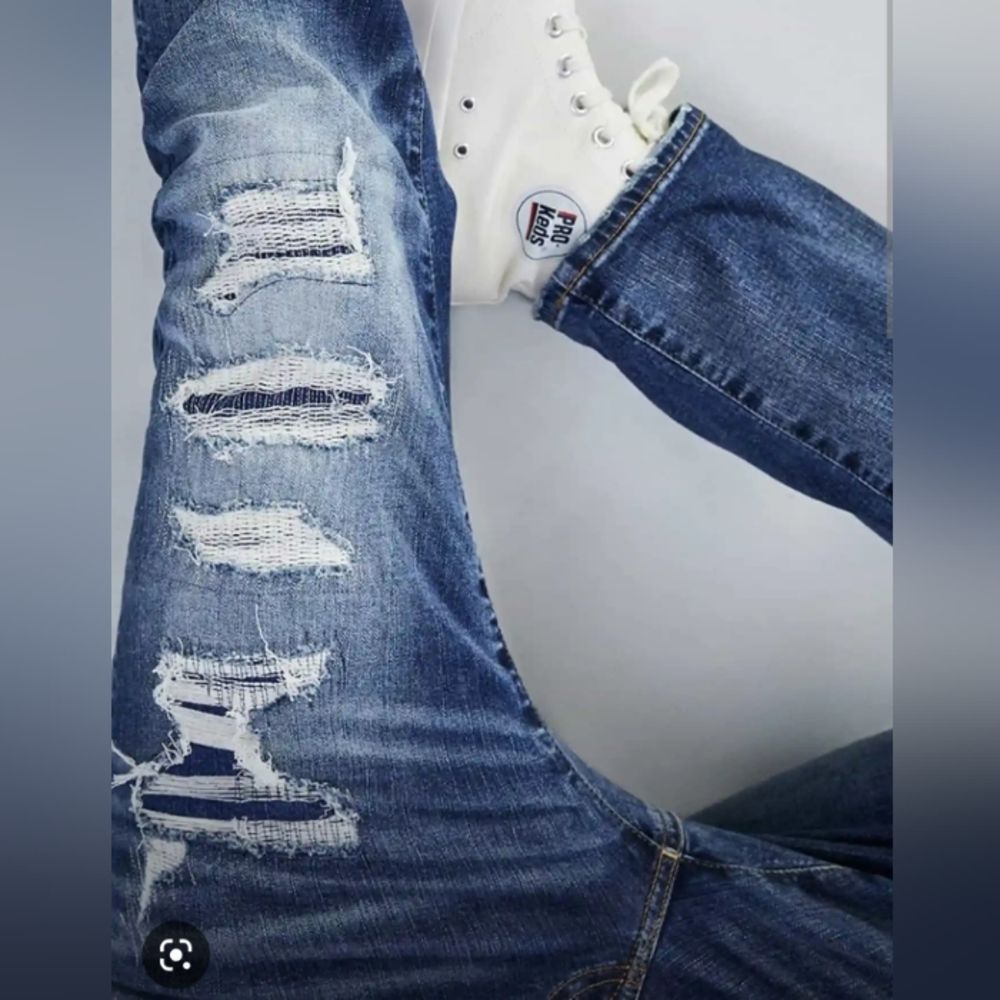 Men's Next Level Air flex American Eagle distressed jeans 👖